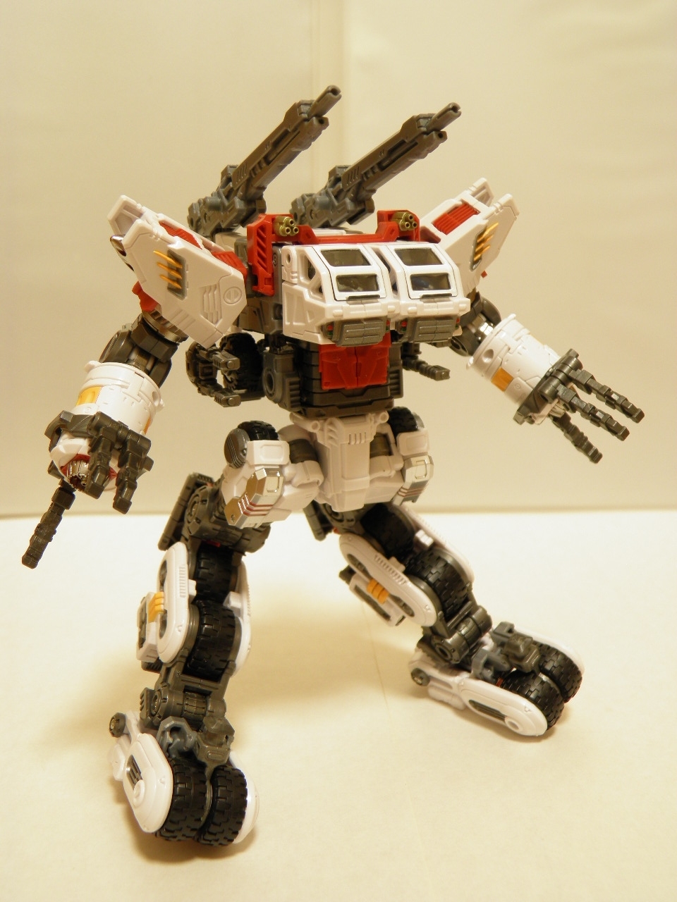 ダイアクロン ストライクバッファロー〈ムーンアサルター〉レビュー