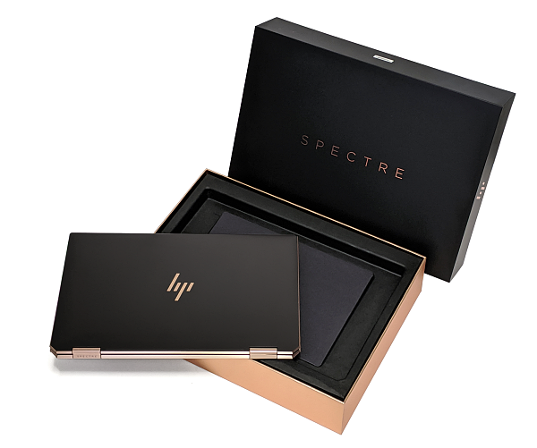 開封レビュー】HP Spectre x360 13（2019年12月モデル）の専用化粧箱