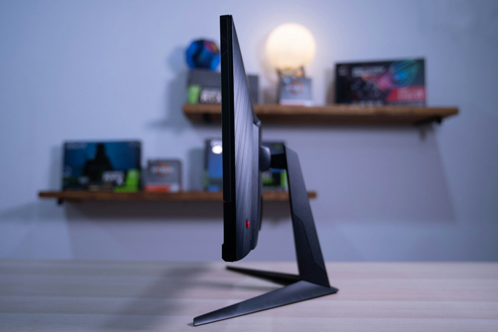 MSI、エントリークラスの23.8インチ IPSパネル 144Hzゲーミング