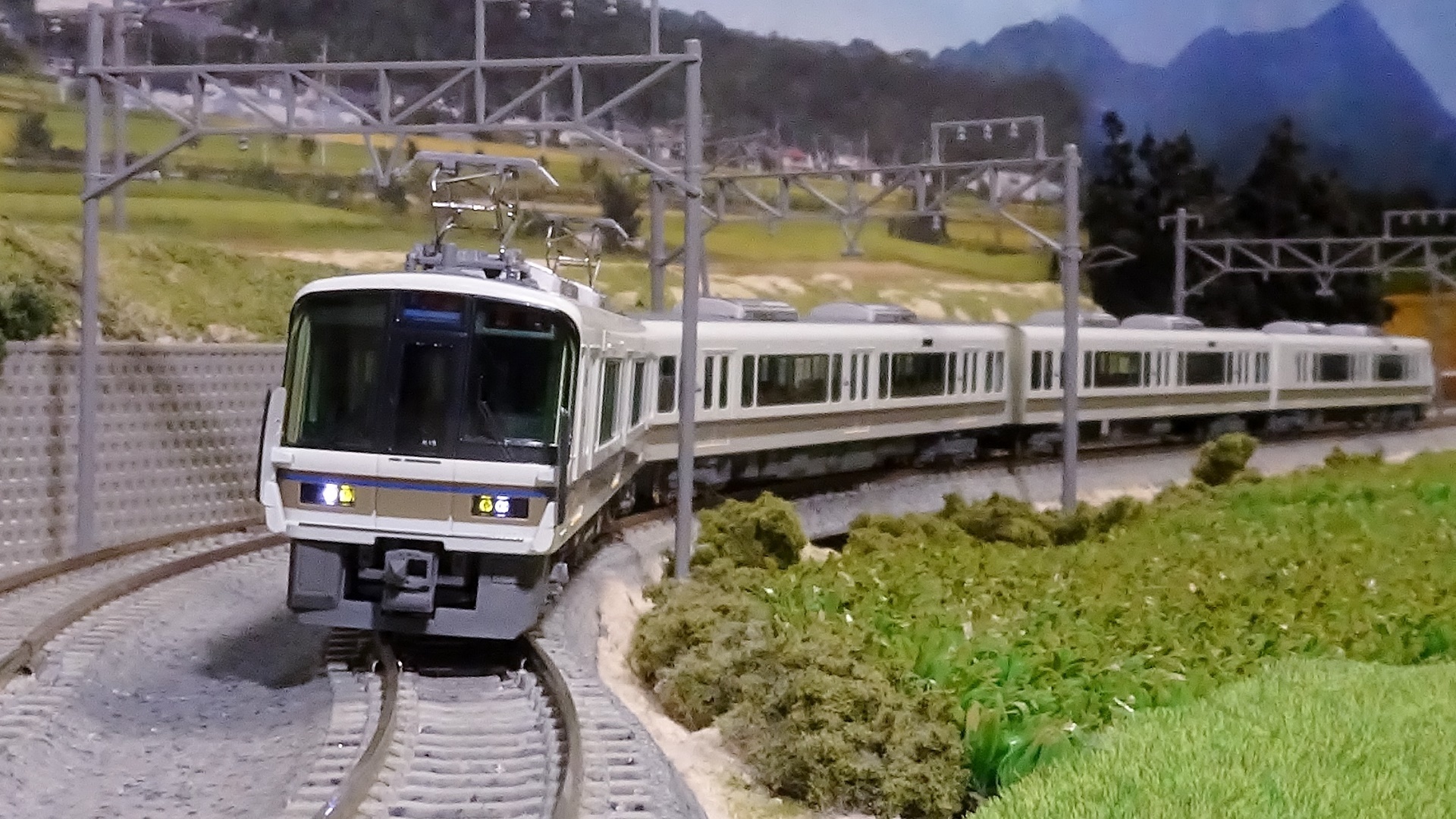 11/20まで 加工品 KATO 221系ダブルパンタ車＋223系2000番台 加工品