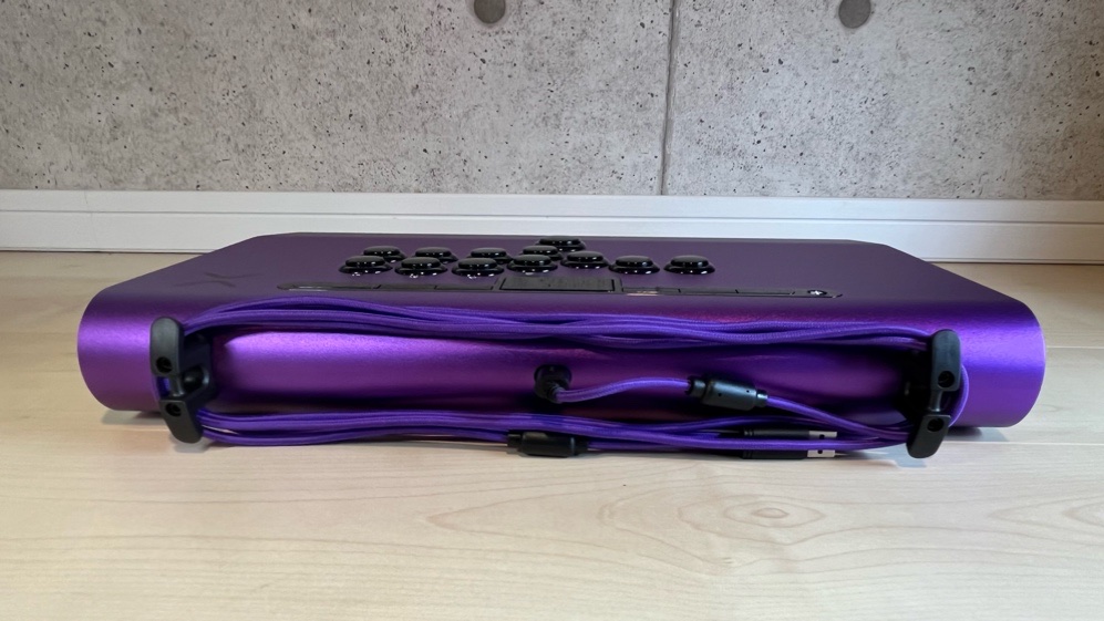 Victrix Pro FS-12 レビュー ｜ ラグジュアリーな製品を送り出す