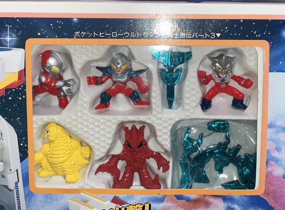 ウルトラマン超闘士激伝/激闘要塞スターフェニックス(1/3)組み立て