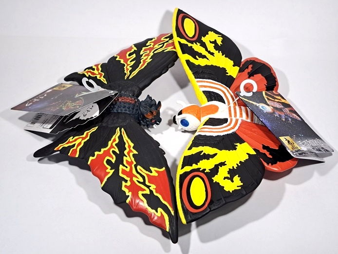 ムービーモンスターシリーズの新作ソフビを購入！（モスラ1992） - 大