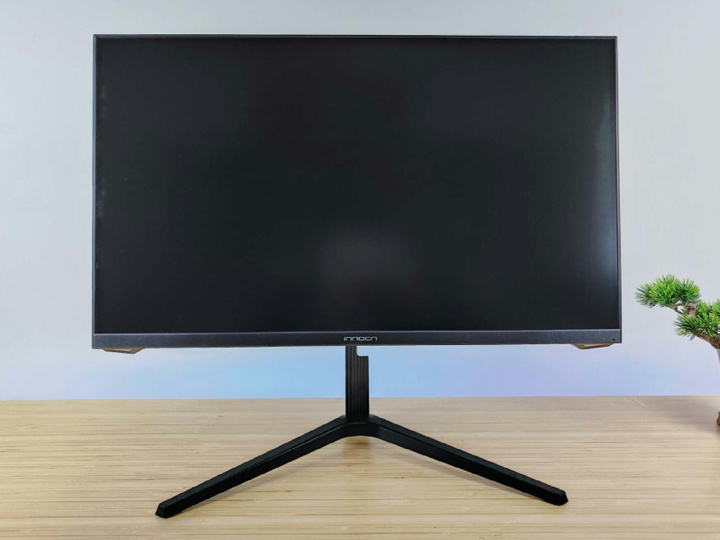 INNOCN、低価格でHDMI 2.1対応も特徴とする27インチ VA WQHD 240Hz