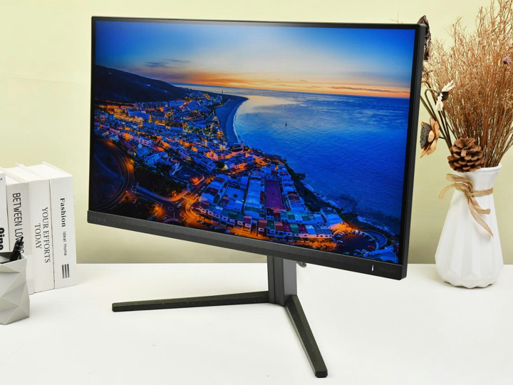 Philips、Fast IPSパネルや4K240Hz/FHD480Hzを特徴とするEvniaシリーズ