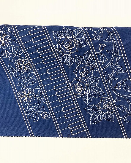 成河泰子さんのピアノ柄友禅染名古屋帯が完成しました！ | 神戸・元町