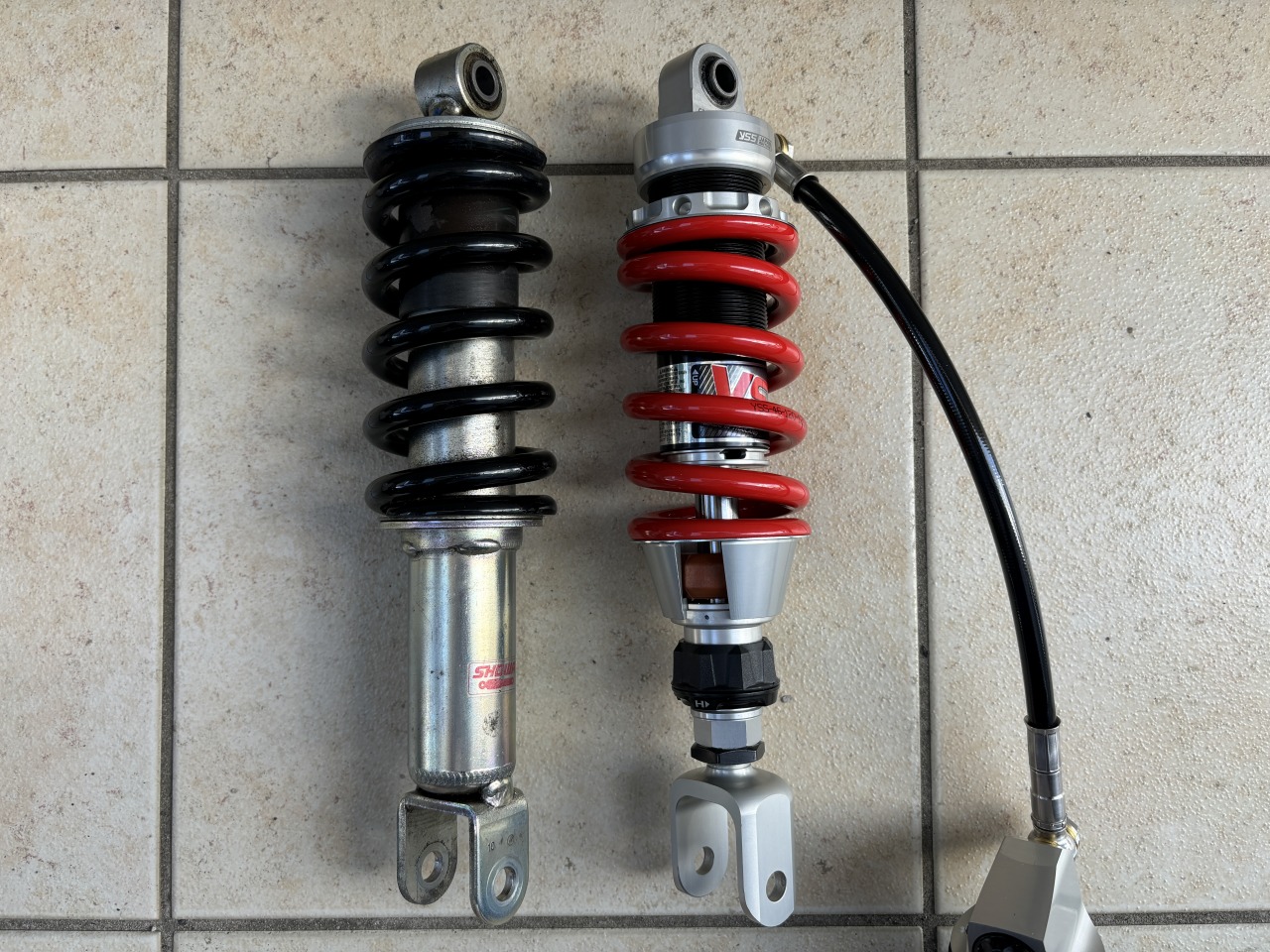 GSX-R125】YSS製リアサスに交換 - ZX-4RR & GSX-R125カスタム日記
