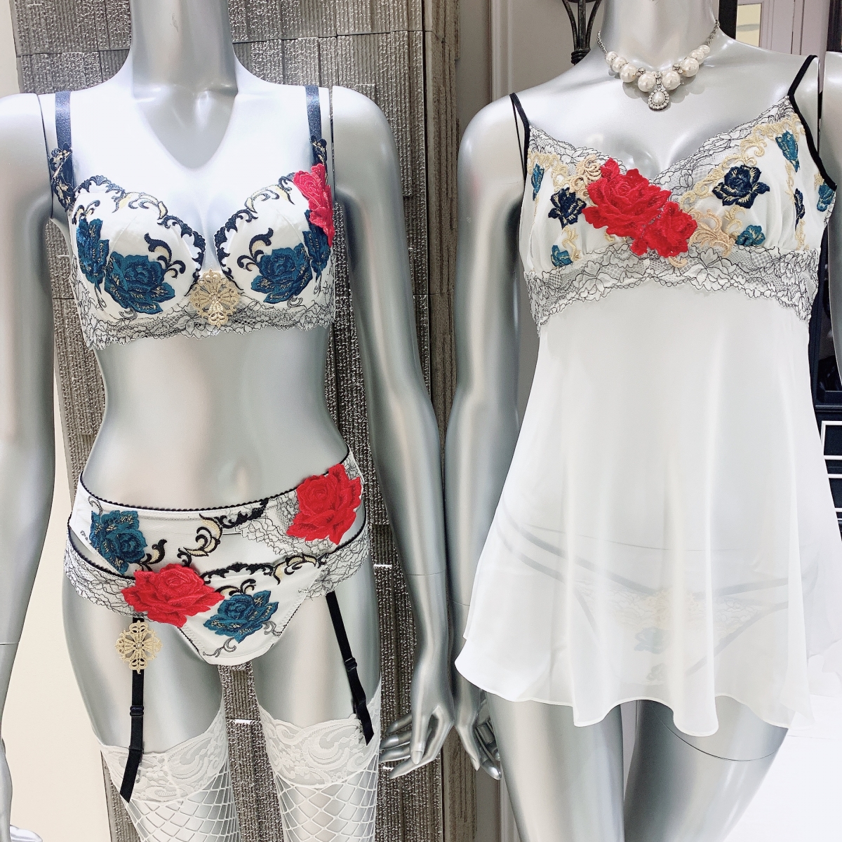 美品2点サルート⭐同シリーズ、キャミソール＆スリップ⭐ピンク色