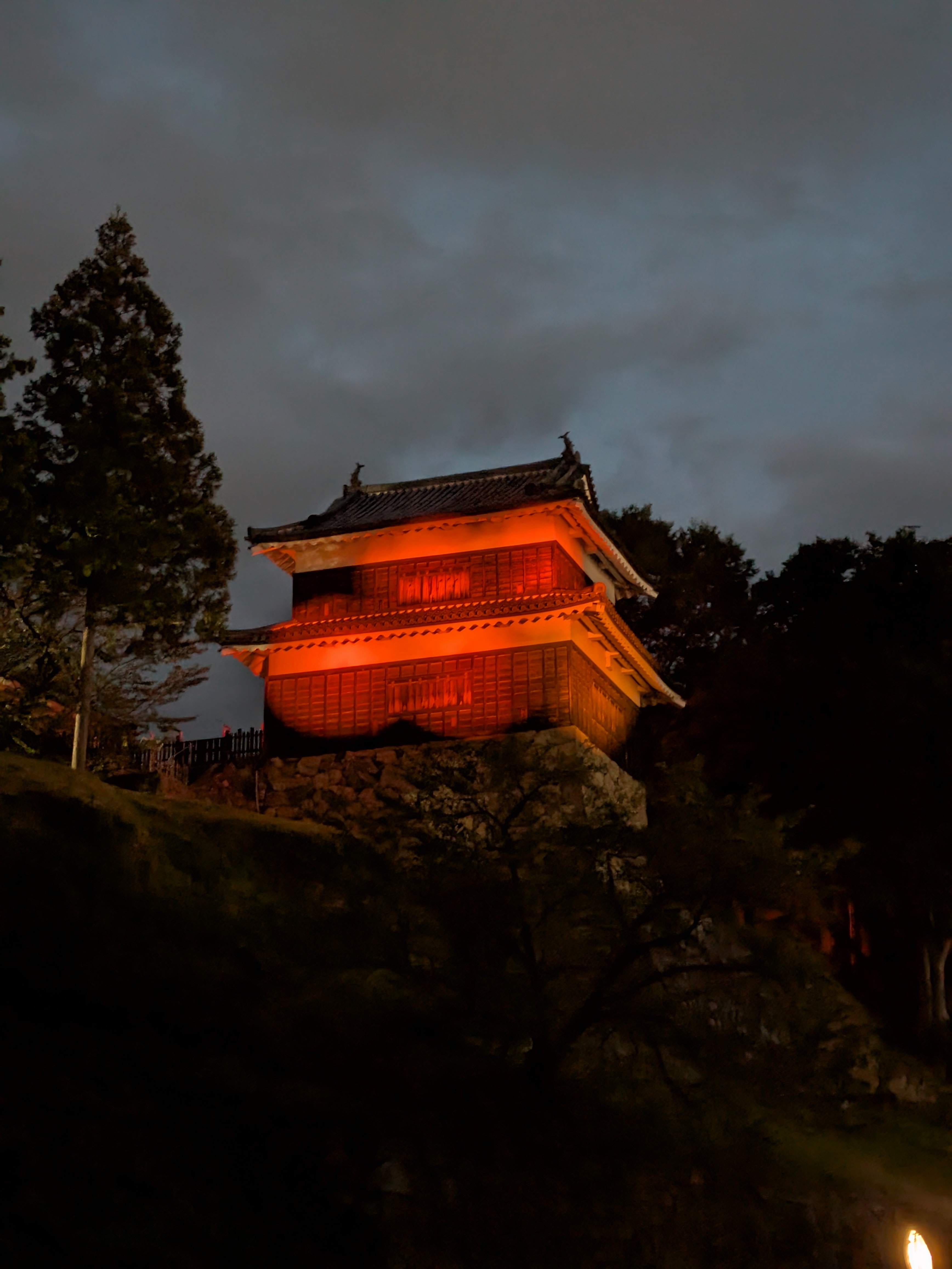 上田城櫓ライトアップ 点灯式 | じょうしょう気流