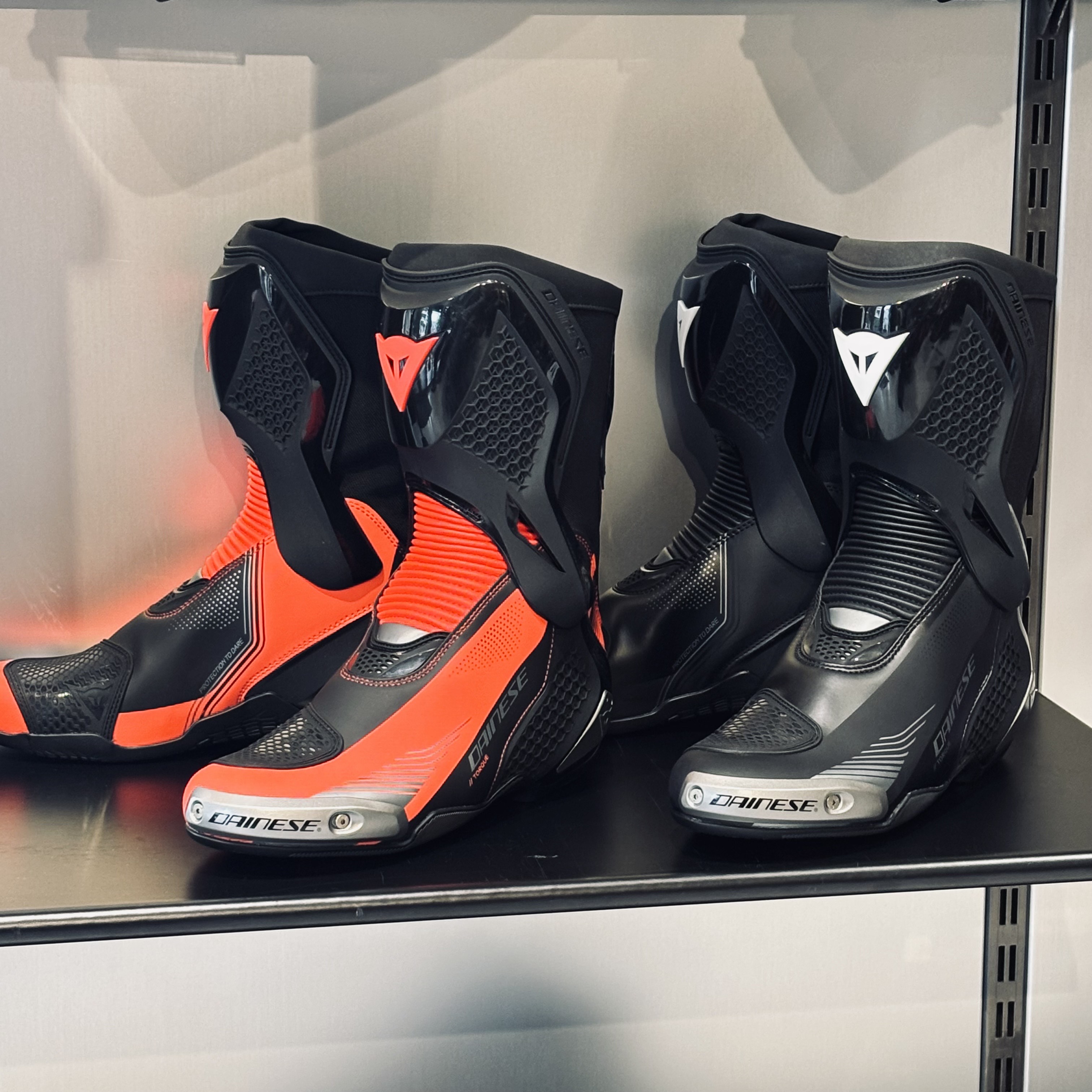 新作レーシングブーツ”TORQUE 4”のご紹介