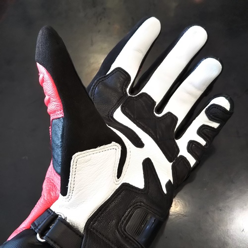 CARBON 3 LONG GLOVESのご紹介