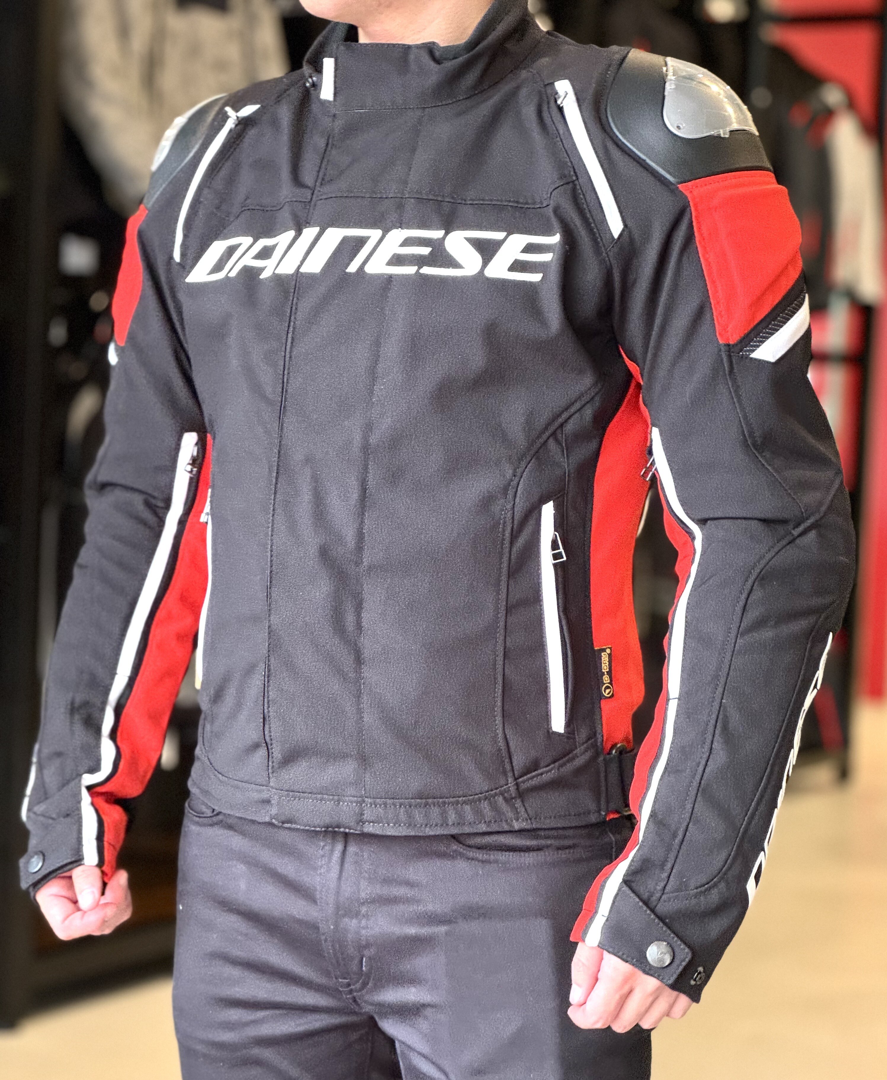 迫りくる秋、冬に向けてスタッフお勧めのジャケットをご紹介！