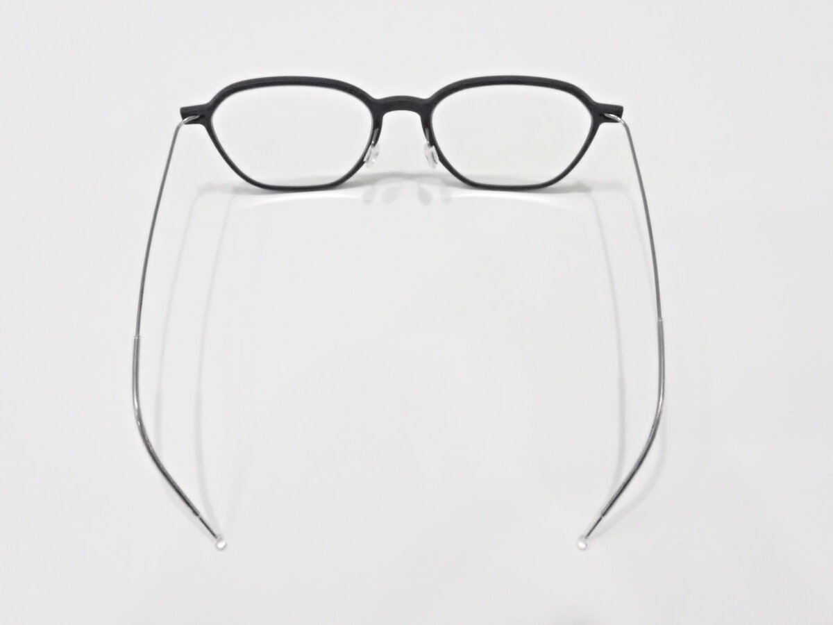 スクエア型とラウンド型の良いとこどり｜LINDBERG(リンドバーグ