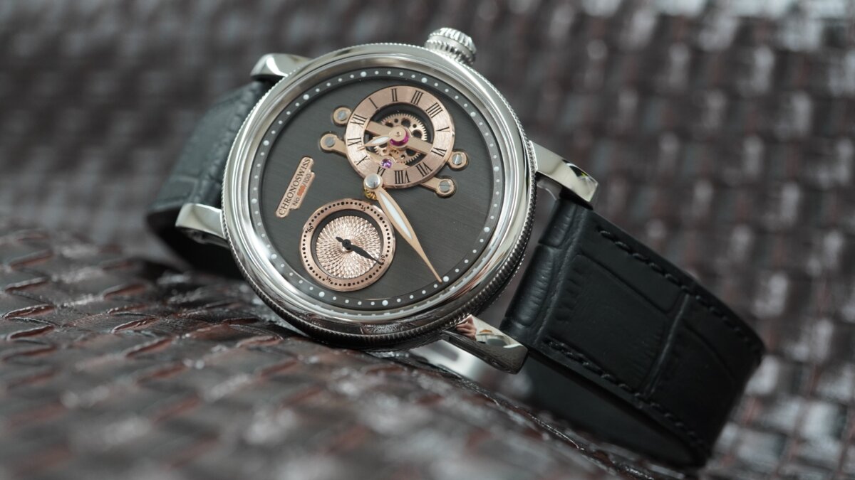 実機レビュー】クロノスイス 2024年新作 ストライク・ツー ゴールデン