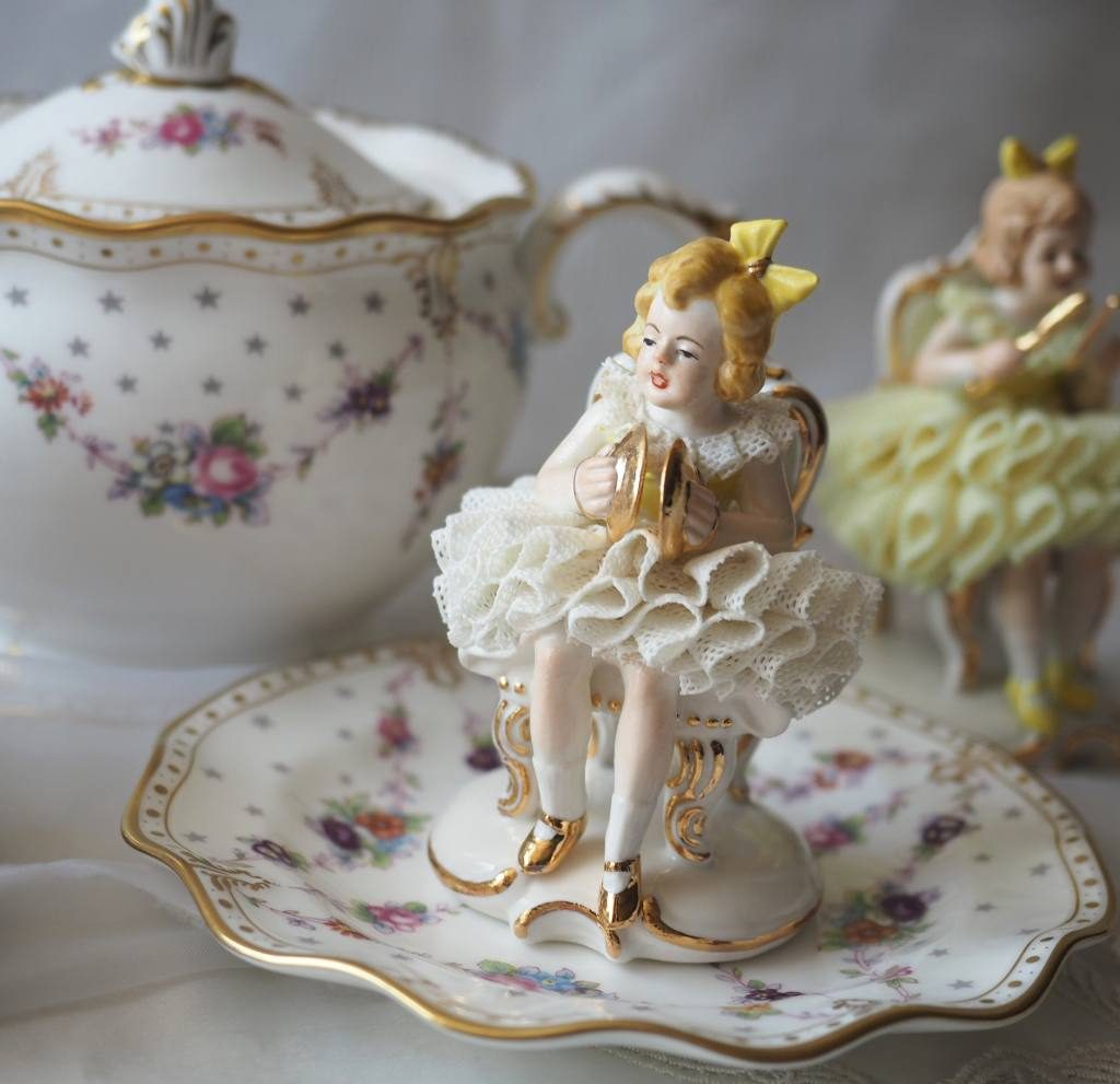 繊細なレースドール ✨アイリッシュドレスデン✨入荷 – 四条繁栄会商店