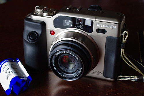 FUJIFILM GA645Zi – 酔人日月抄