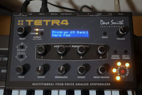 Dave Smith Instruments TETR4 (TETRA) を購入 - 文化的電子機器生活