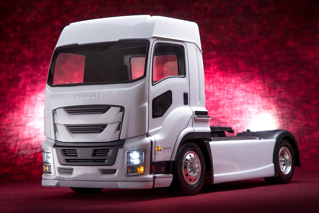 ABCホビー「01スーパーボディEX いすゞ ギガトラクタ」発売|ラジコン