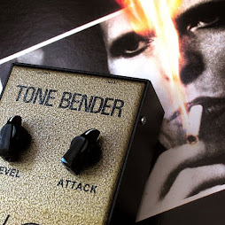 Buzz the Fuzz - all about Tone Bender: AXIS fuzz and the XS fuzz