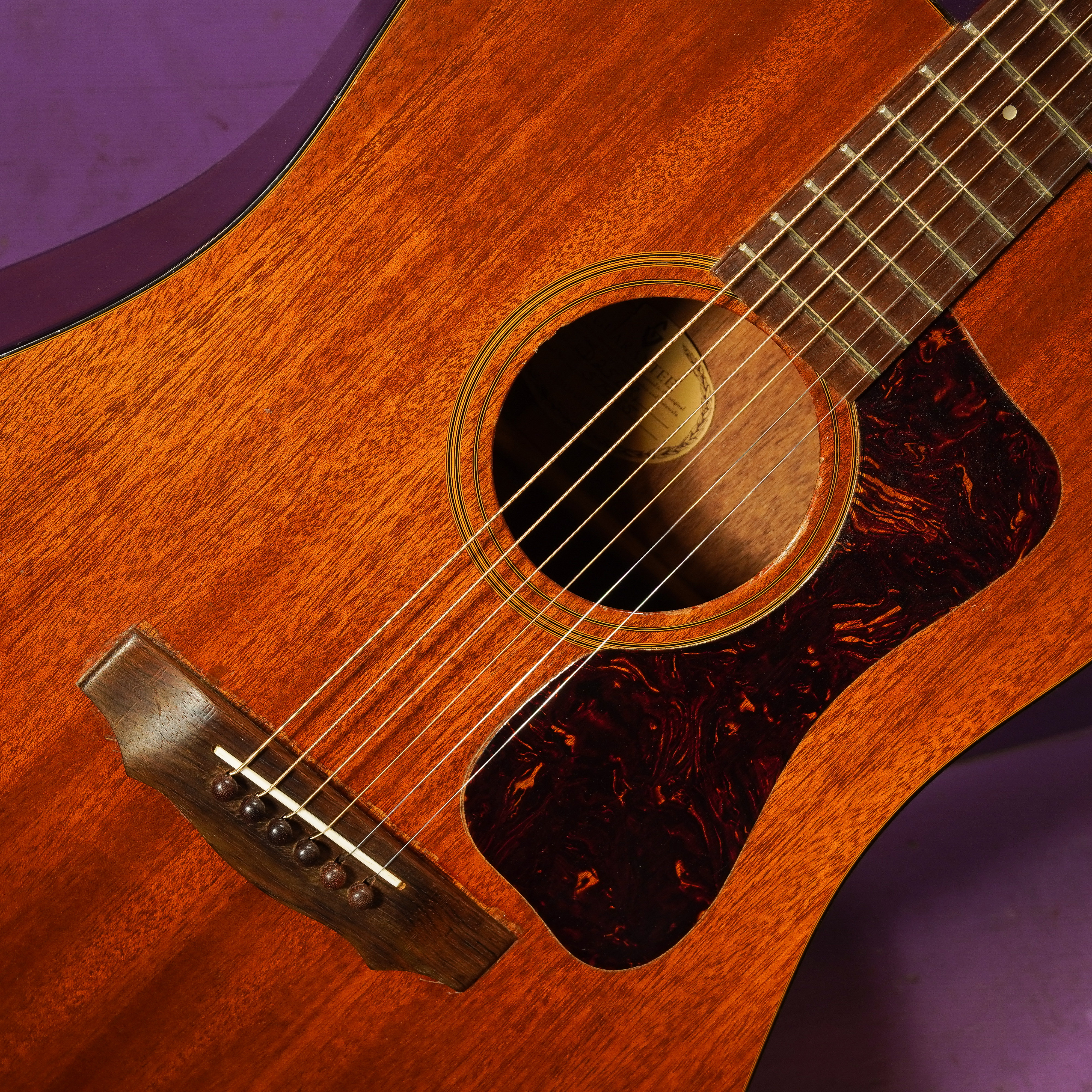 1971 Guild D-25 Dreadnought Guitar