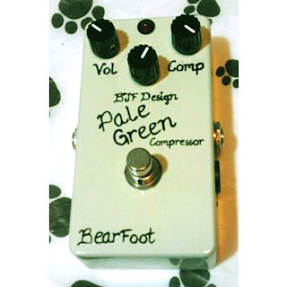 La Révolution Deux: Bearfoot FX - Pale Green Compressor
