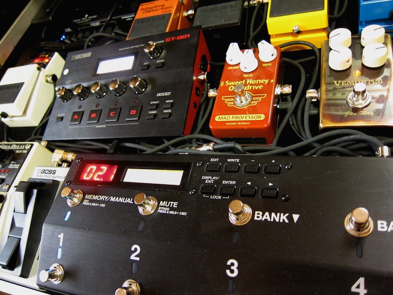 Guitaristic Blog: BOSS・ES-8レビューその1