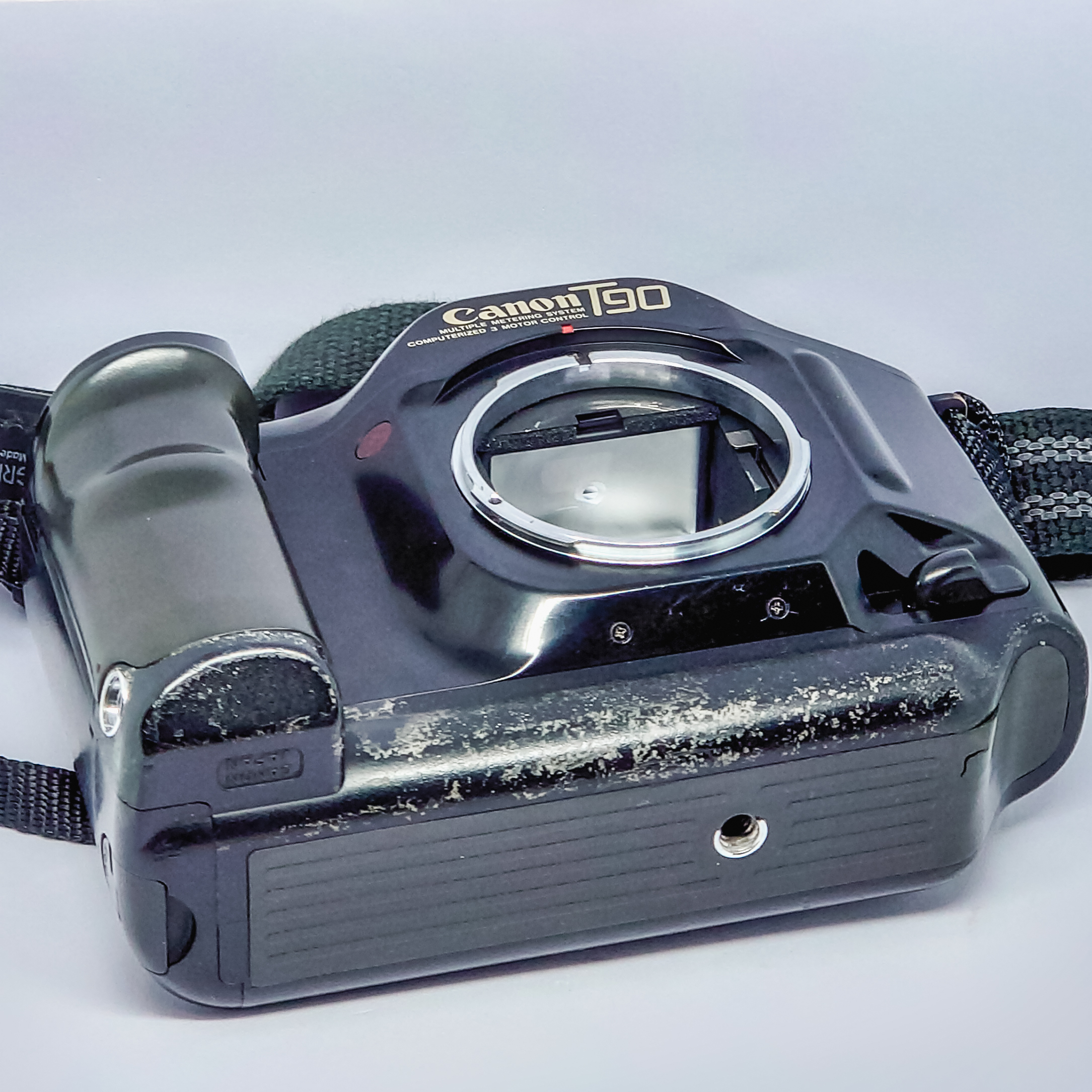 アリバイ日記: 【タンク】Canon T90というカメラを買っちゃた件