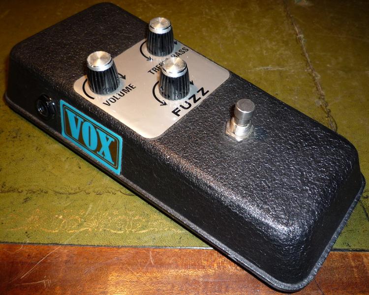 Buzz the Fuzz - all about Tone Bender: Vox Tone Bender MK3 (1970's)