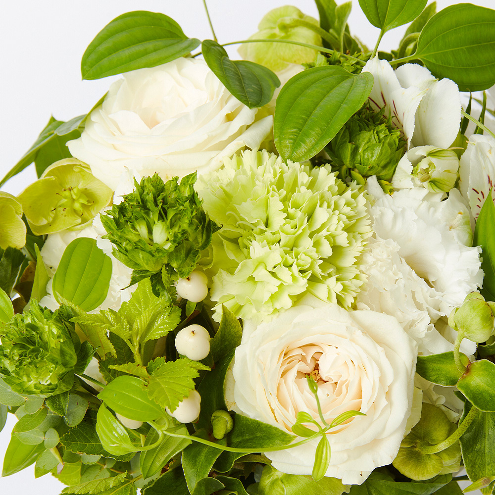 花瓶不要】白と緑の季節のお花アレンジメント | お花のギフト通販