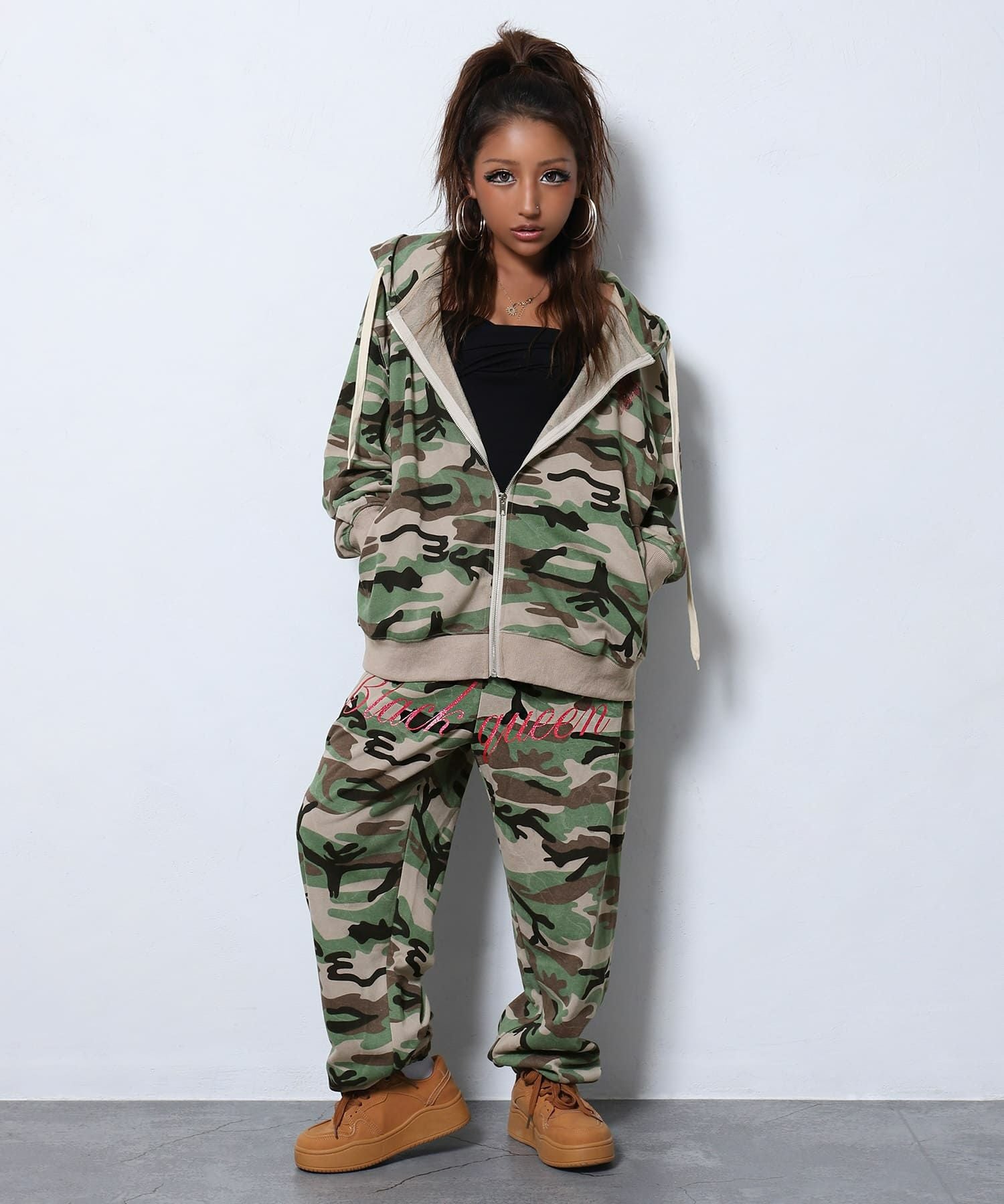 ラメプリントセットアップ | レディースギャルファッション通販