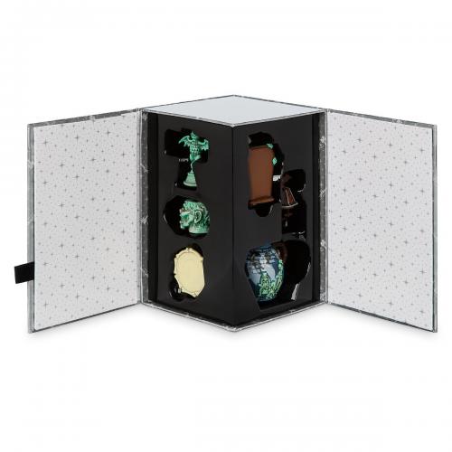 BLACK PEARL movie toy shop / ホーンテッドマンション デコレーション