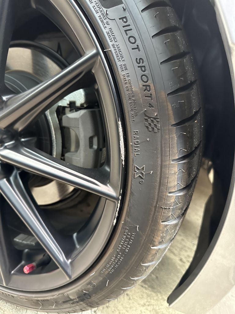 GR86RZマットブラックホイールのガリ傷の補修完了！完璧に元通りで大