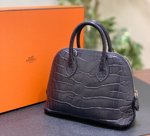 エルメス《ボリード》の定価 2024年最新情報！