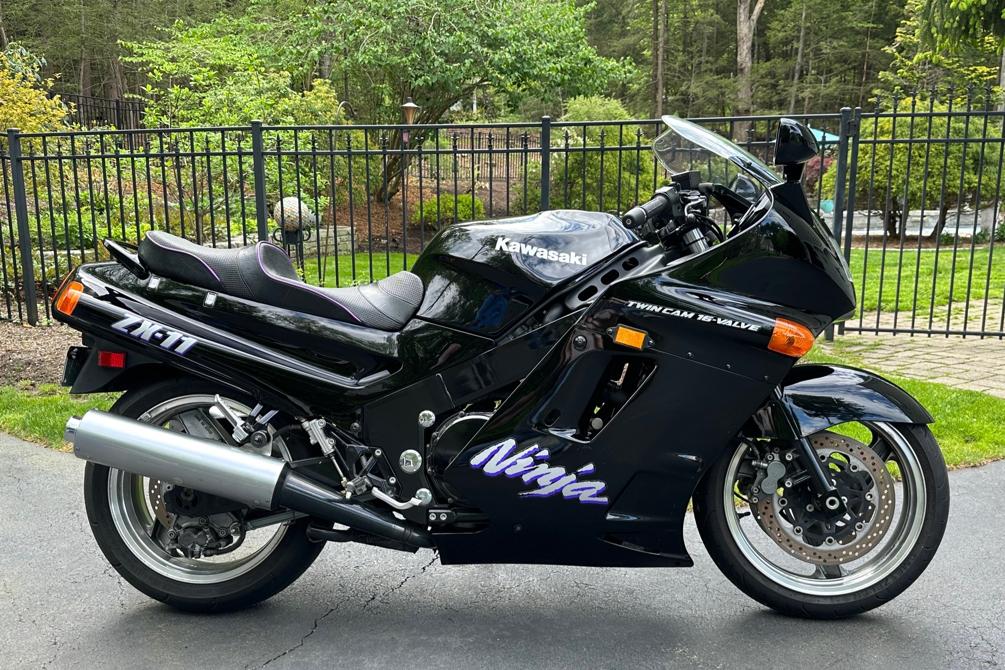 No Reserve: Original-Owner 1992 Kawasaki Ninja ZX-11 for sale on