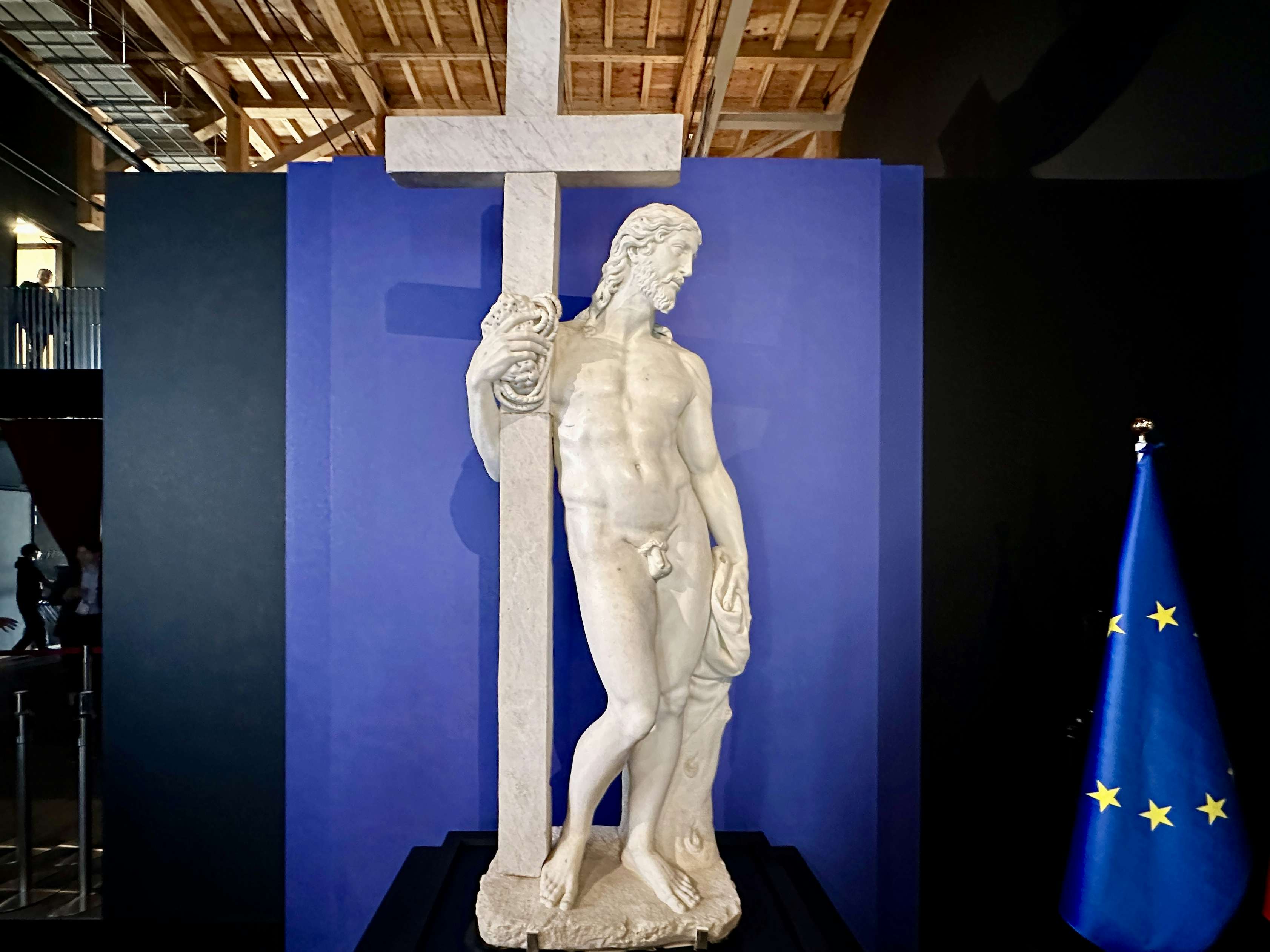 ミケランジェロ《キリストの復活》、大阪・関西万博で公開。ルネサンス