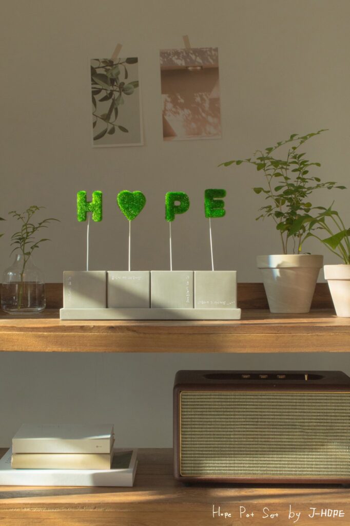 BTS ホソクが作ったコレクションが発売決定！！発売日・購入方法 | BTS