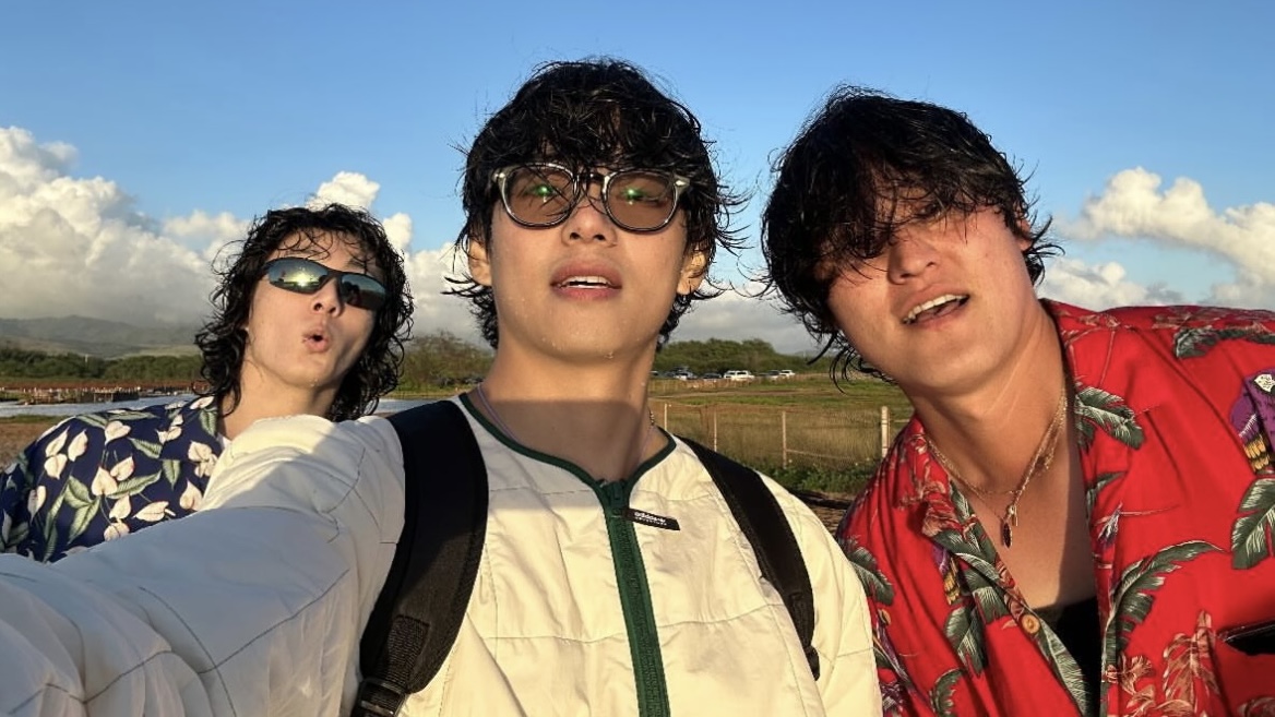 BTS ジョングクとテテがハワイ旅行に！？休暇を満喫する2人の