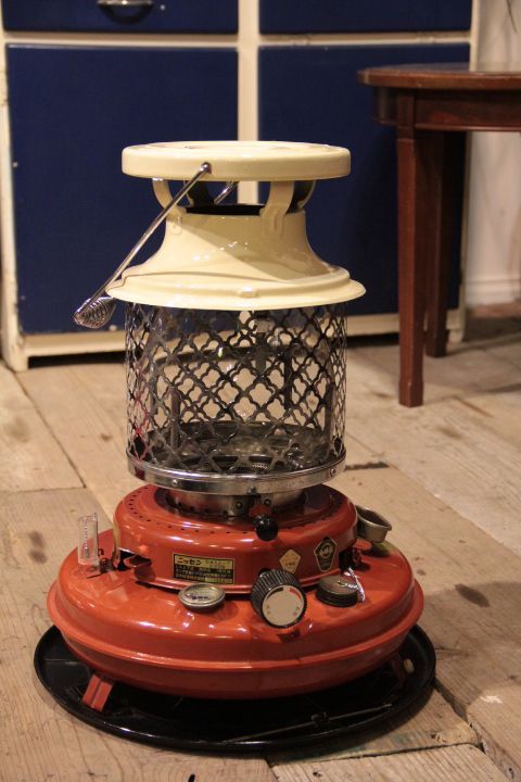 ニッセンBS-8 ,日本船燈株式会社,1977 昭和レトロ ストーブ 芯交換済み