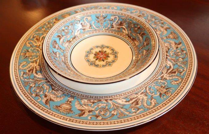 100年以上の歴史を持つパターンの一つ「フロレンティーン ターコイズ