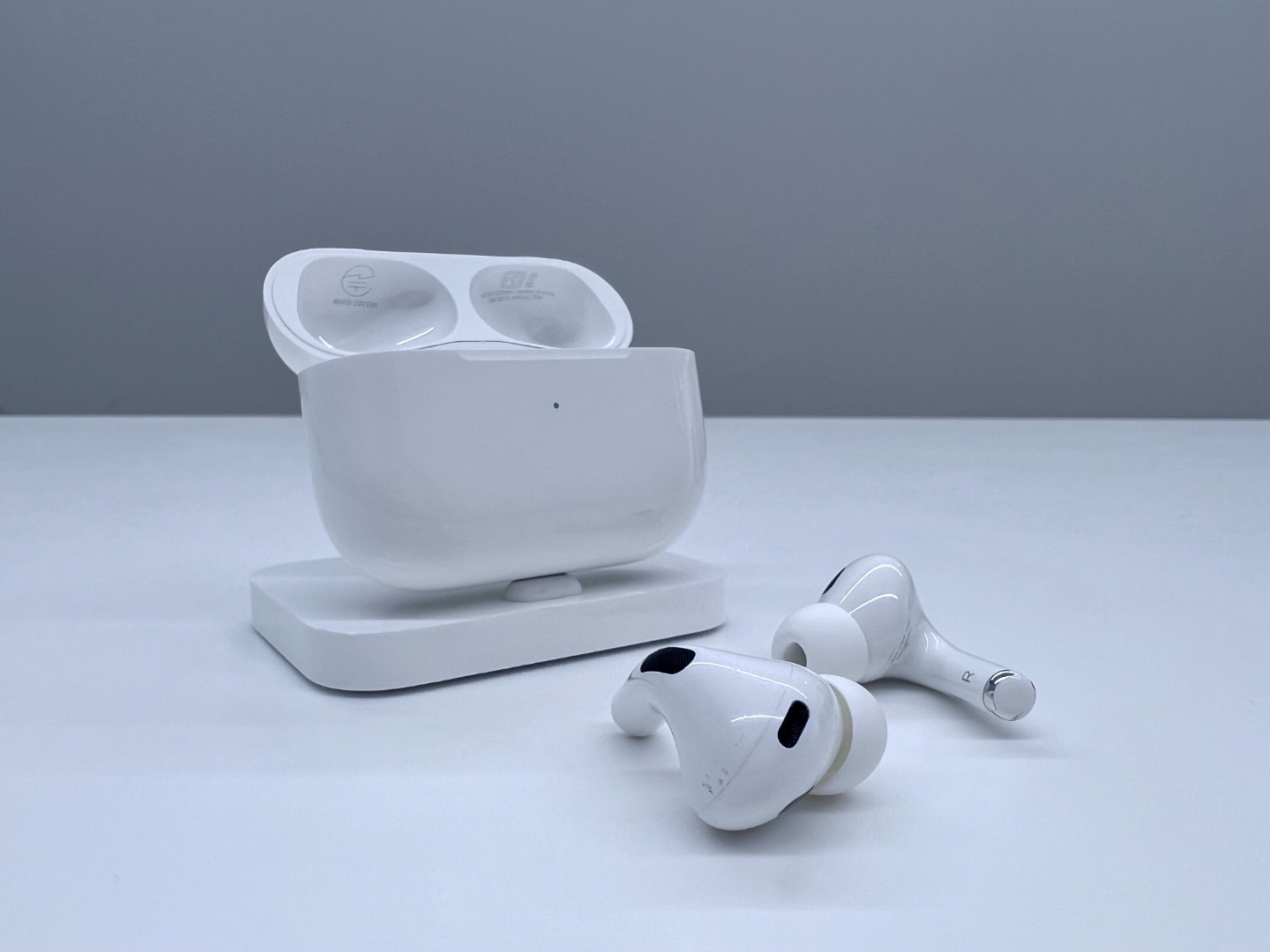 AirPods Pro、AirPods Maxのアクティブノイズキャンセリング機能とは