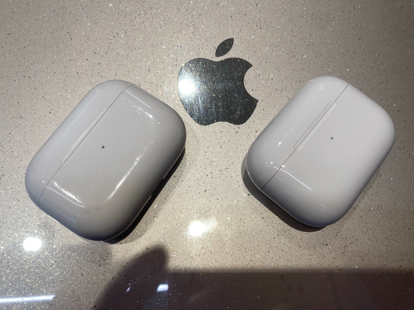 AirPods Pro第2世代と第1世代って 何が違うの?｜C smart公式オンライン