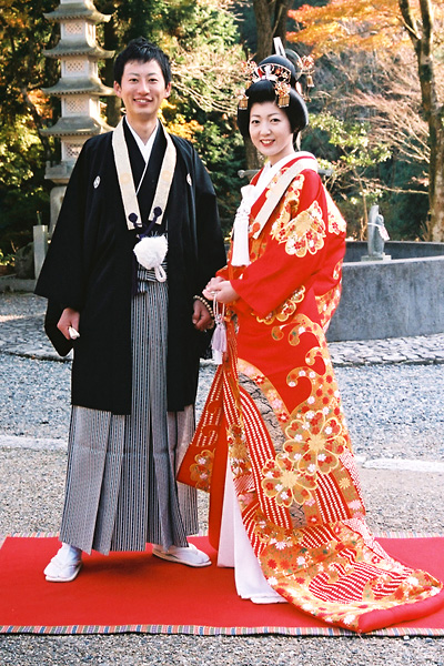 花嫁の和装コレクション1ー憧れの白無垢＆打掛ー - ぐるなび