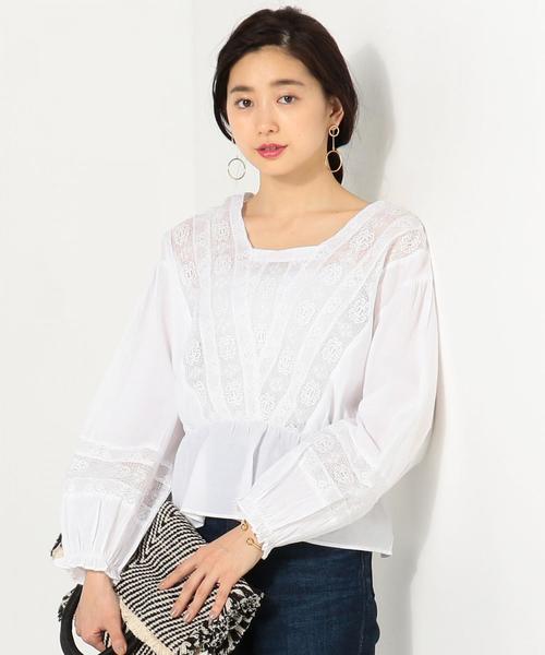 NE QUITTEZ PAS!（ヌキテパ）の「ne Quittez pas /GOLD レースブラウス