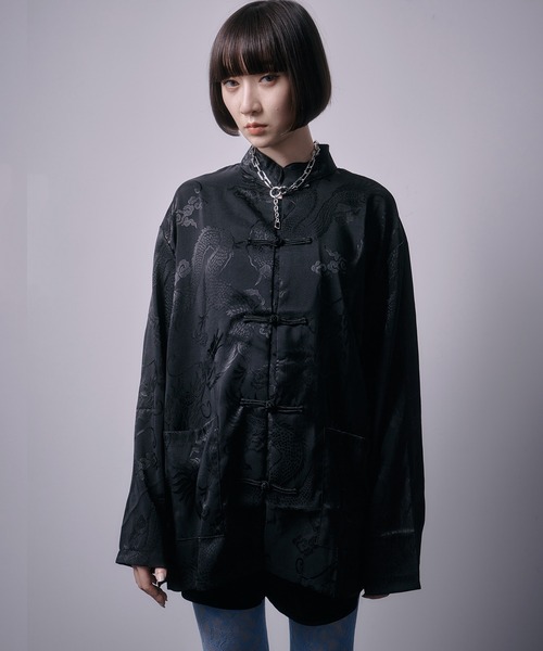 セール】一枚で主役な上級見え。サテンタッチ チャイナデザインシャツ