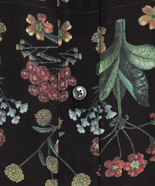 caban（キャバン）の「□CABaN シルク パレルモフラワープリント