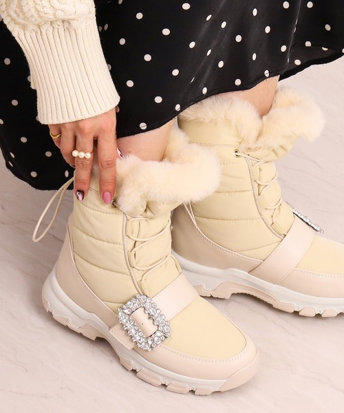 diana（プラスダイアナ）の「【ミドル丈】クリスタルバックル スノー