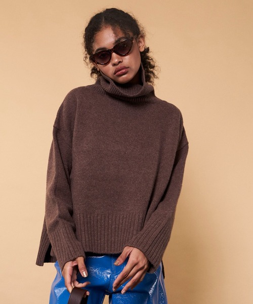 エクストラファインメリノウールタートルネックニット【MAISON SPECIAL