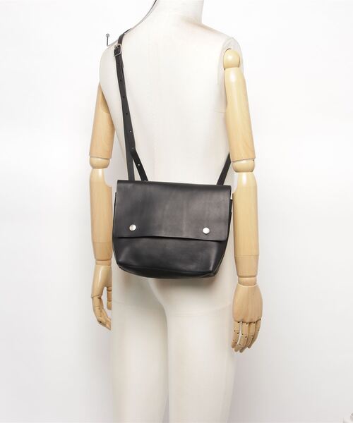 MHL.（エムエイチエル）の「TOUGH LEATHER（ショルダーバッグ）」 - WEAR