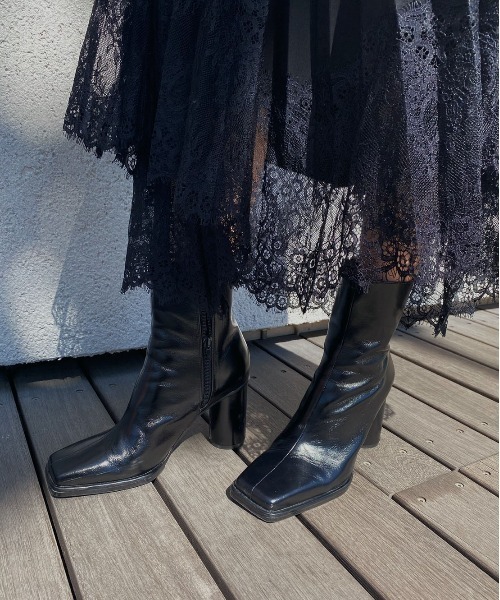 Ameri（アメリ）の「UNDRESSED DIMENSIONAL SQUARE BOOTS（ブーツ
