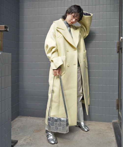 MECRE（メクル）の「ダブルブレストボックスロングコート（その他